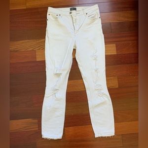 A&F White Simone High Rise Slim Distressed Jean 6R